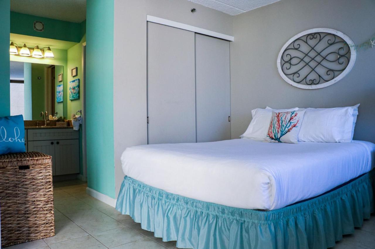The Makai Suite At The Waikiki Banyan Гонолулу Экстерьер фото